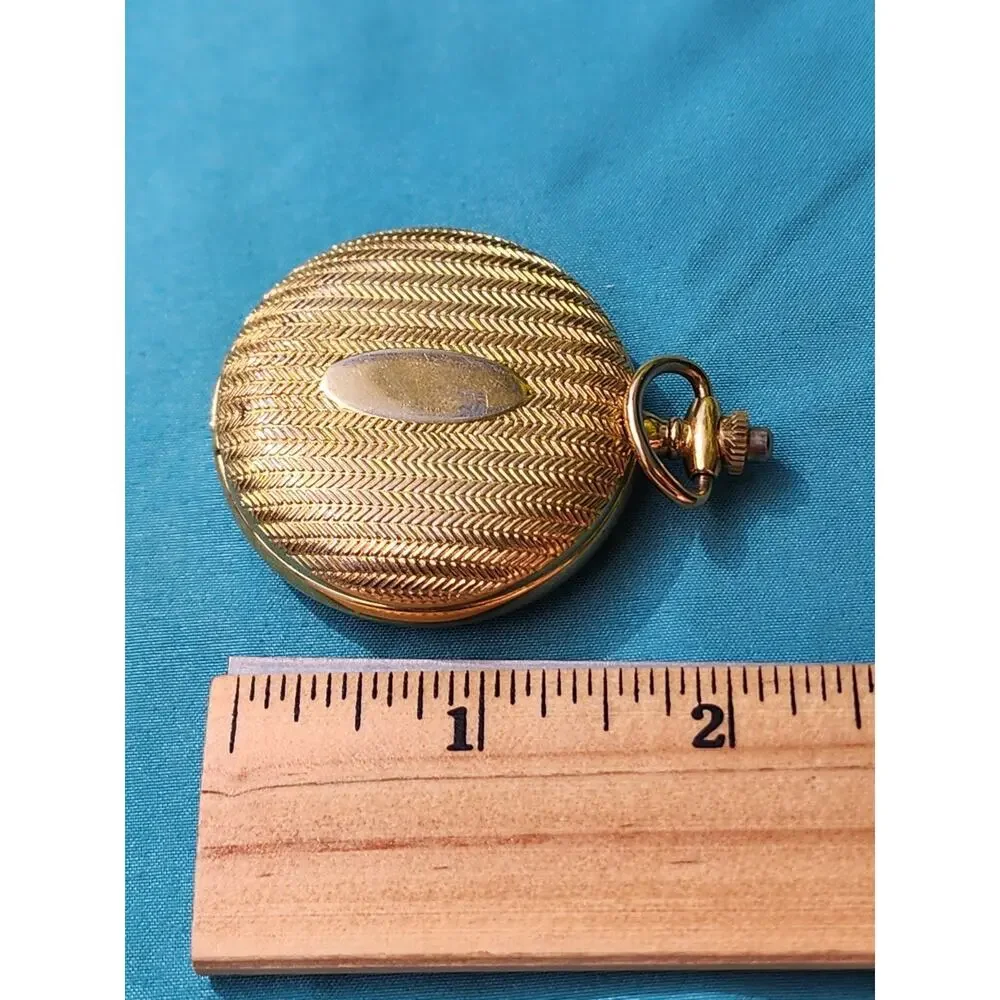 Majesti Pocket Watch 46mm Yellow Gold Tone Day Date Needs New Battery Vintage